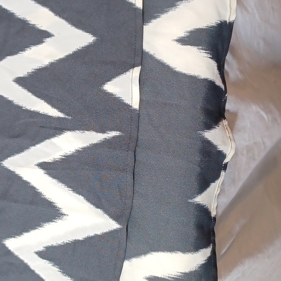 H&M black and white tank nwot 8 - Picture 7 of 8